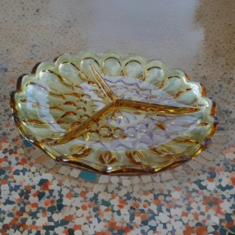 Anchor Hocking Amber divided serving dish